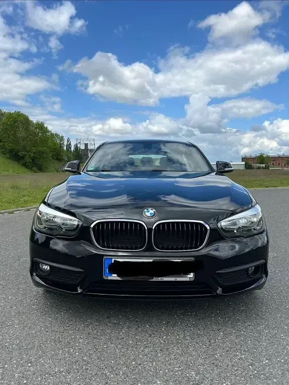 Używany BMW 116 Advantage 110 KM (80 kW) 2017 Czarny Hatchback