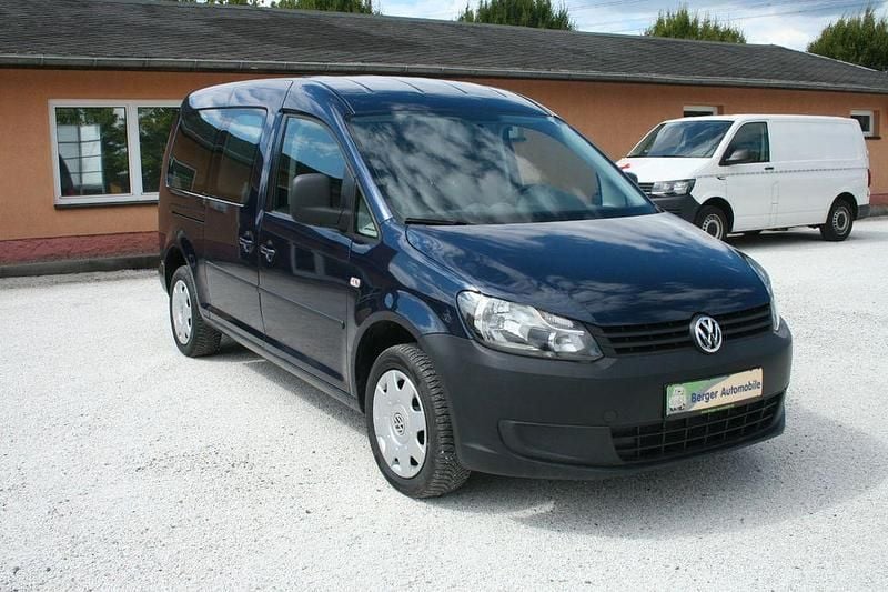 Blau Gebraucht 2012 VW Caddy Maxi Van / Kleinbus | 12.995 € (Teuer) - Bild 1/4