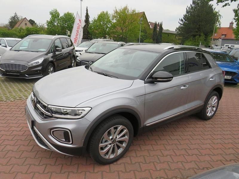 Gebraucht VW T-Roc 150 PS (110 kW) 2024 Grau SUV