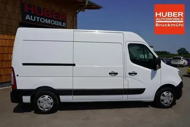 Gebraucht Nissan NV400 131 PS (96 kW) 2019 Weiss Van