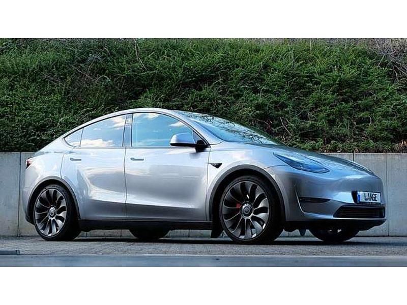 Gebraucht Tesla Model Y Performance 392 kW (534 PS) 2024 Quicksilber metallic (metallic) SUV
