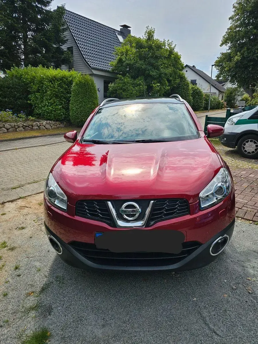 Gebraucht Nissan Qashqai +2 141 PS (103 kW) 2010 Rot SUV