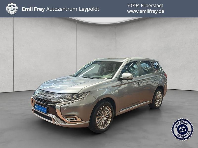 Platinumgrau metallic Gebraucht 2019 Mitsubishi Outlander P-HEV SUV | 17.890 € (Guter Preis) - Bild 1/4