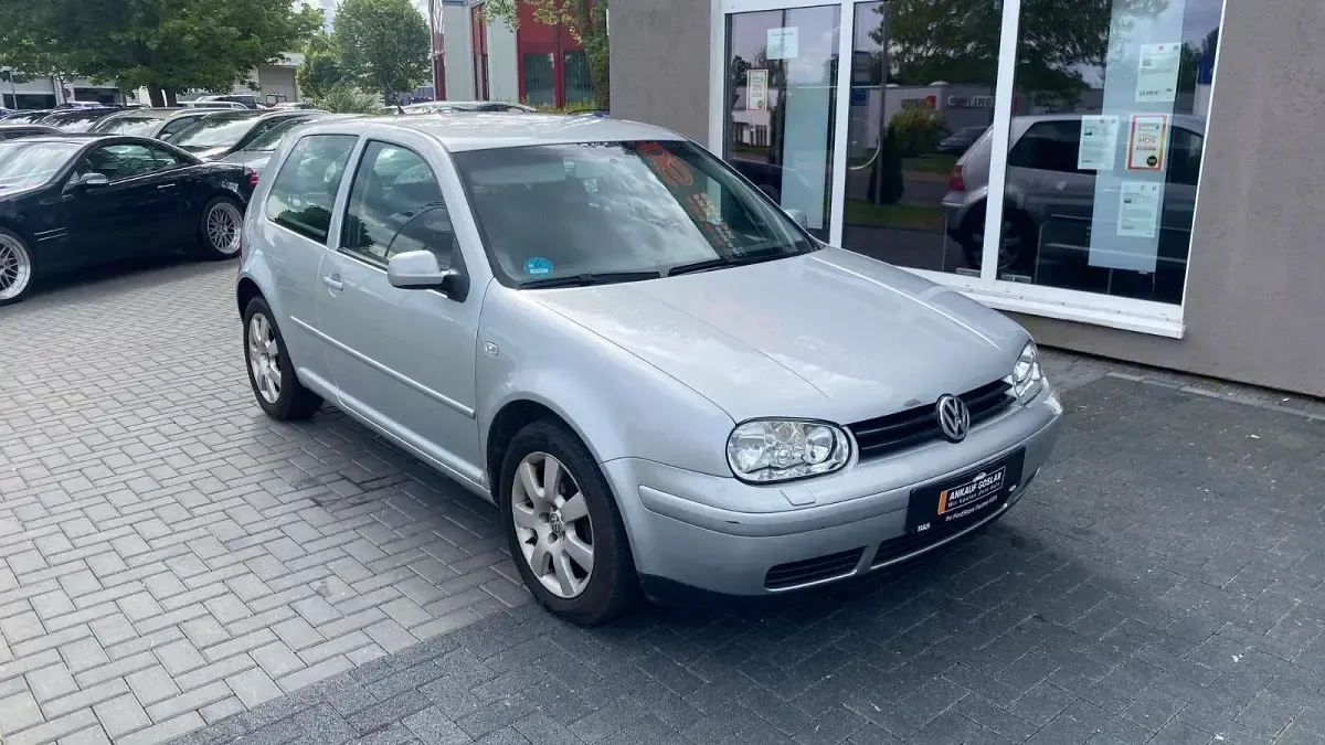 Gebraucht VW Golf IV Pacific 75 PS (55 kW) 2003 Silber Limousine