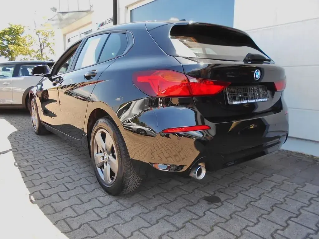 Gebraucht BMW 116 109 PS (80 kW) 2023 Schwarz Kleinwagen