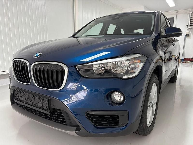 Blau Gebraucht 2016 BMW X1 Performance SUV | 16.450 € (Guter Preis) - Bild 1/4