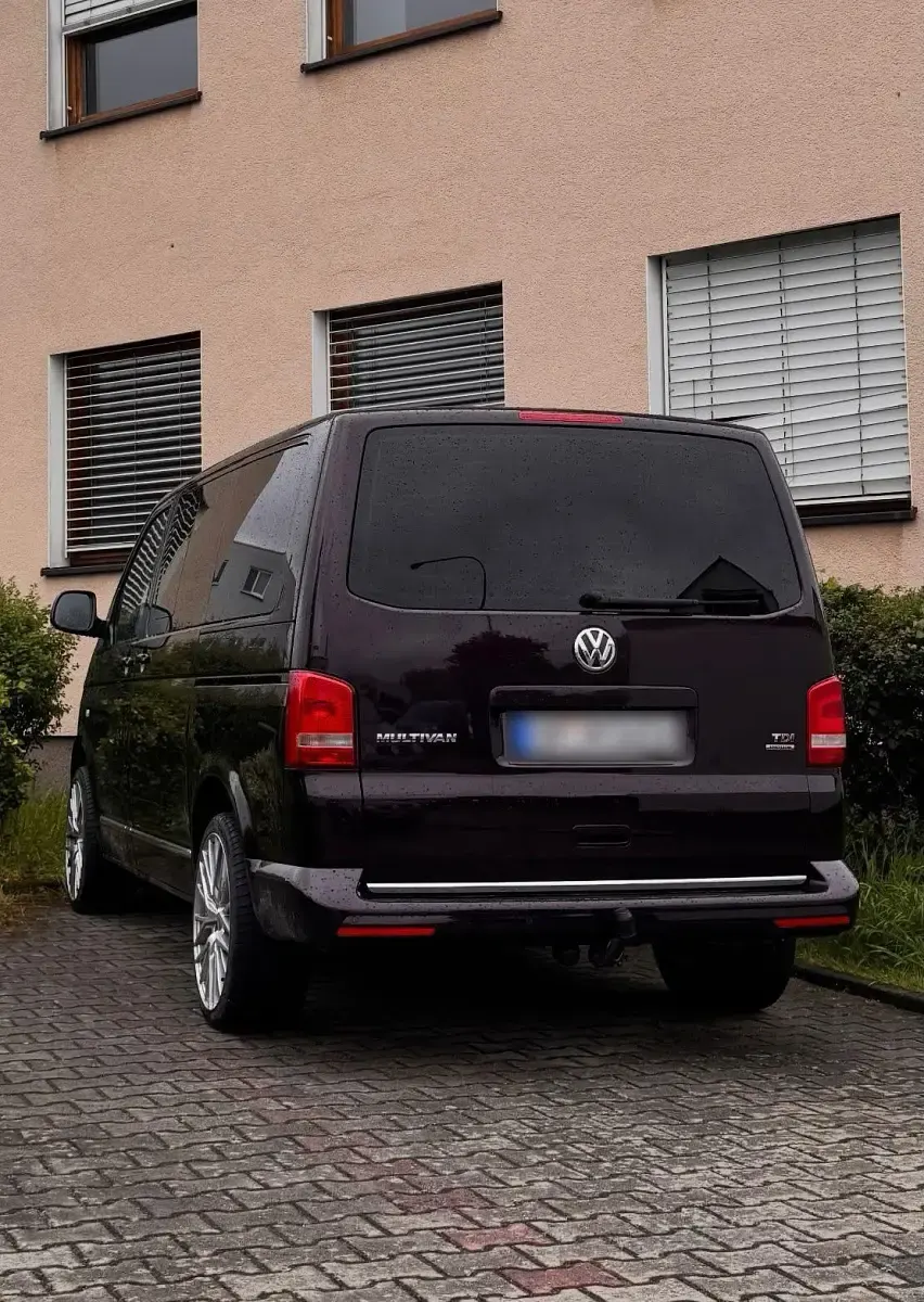 Gebraucht VW Multivan 179 PS (131 kW) 2014 Violet Van / Kleinbus