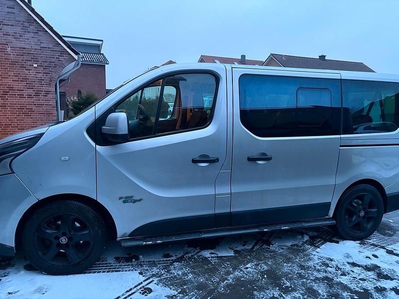Gebraucht Fiat Talento 2019 Silber Van / Kleinbus