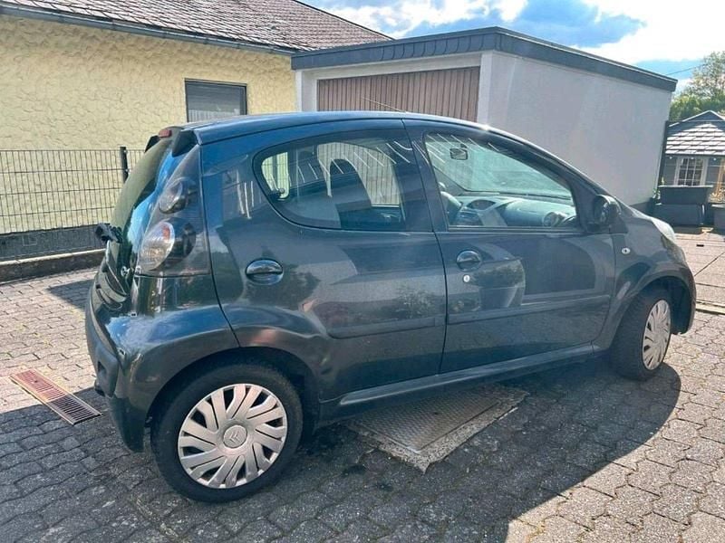 Gebraucht Citroën C1 54 PS (39 kW) 2007 Grau Kleinwagen