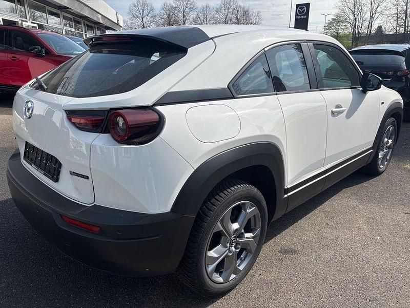 Gebraucht Mazda MX30 106 kW (145 PS) 2023 Arctic white SUV