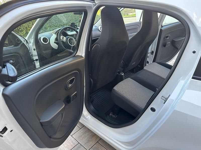 Gebraucht Renault Twingo 71 PS (52 kW) 2018 Weiß Kleinwagen