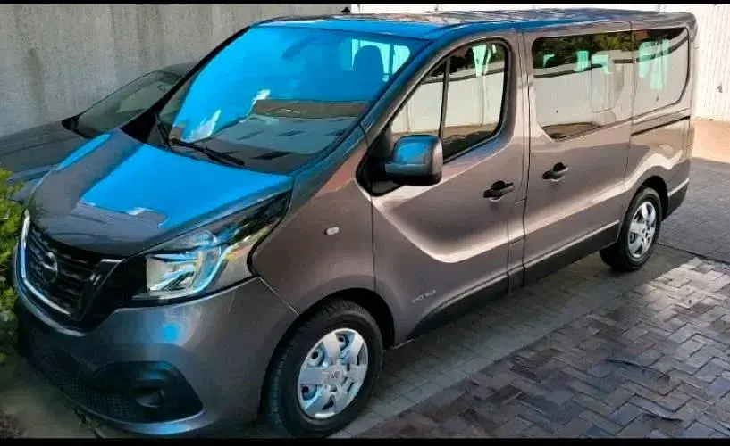 Gebraucht Nissan NV300 Premium Edition 145 PS (106 kW) 2018 Grau Van