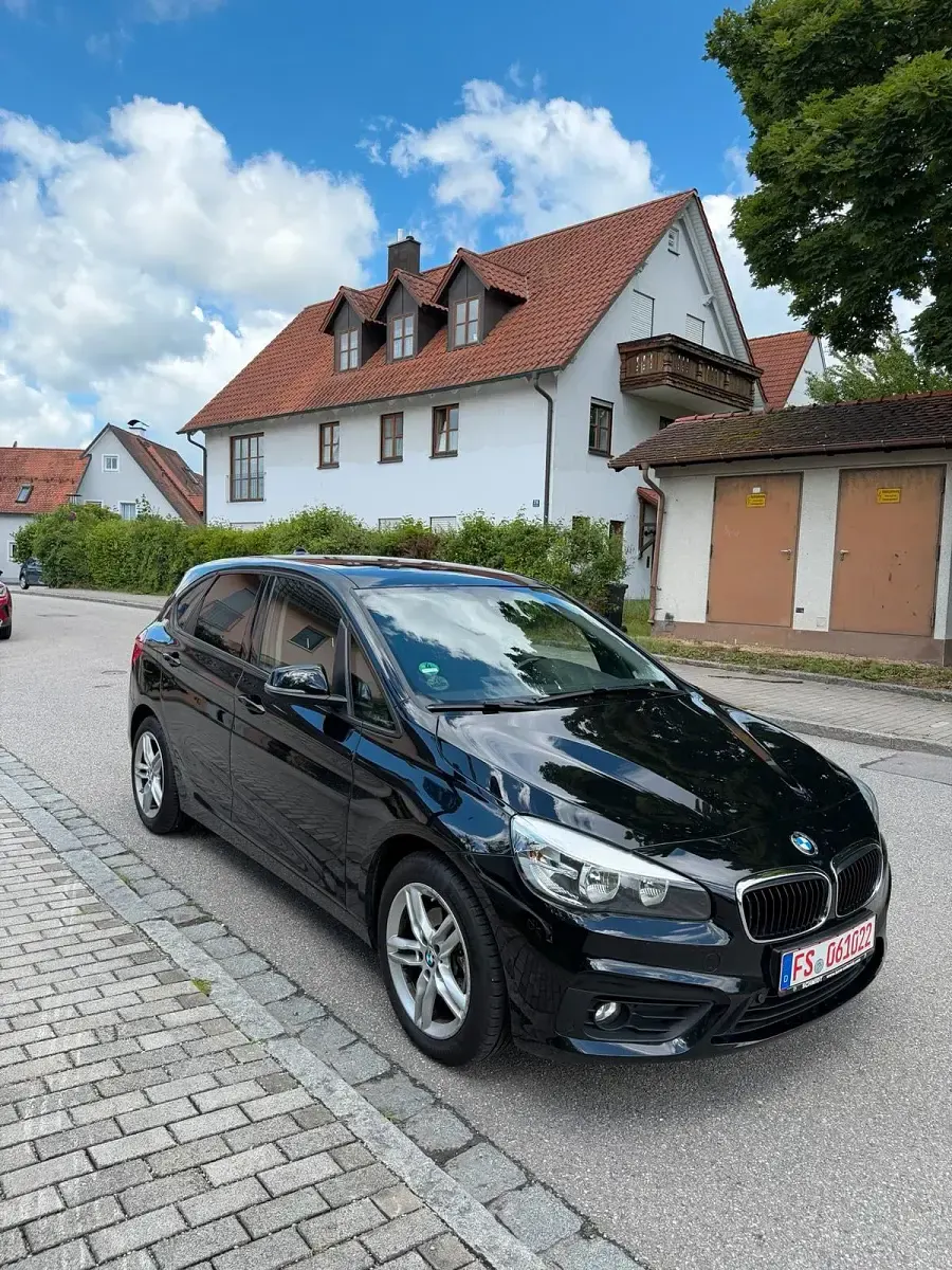 Gebraucht BMW 218 150 PS (110 kW) 2016 Schwarz Kombi