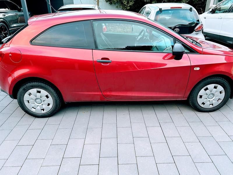 Gebraucht Seat Ibiza 60 PS (44 kW) 2010 Rot Kleinwagen