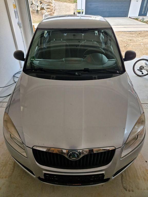 Gebraucht Skoda Fabia Elegance 69 PS (50 kW) 2010 Grau Limousine