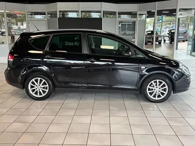 Gebraucht Seat Altea XL Style 140 PS (102 kW) 2012 Phantomschwarz/universo black Van / Kleinbus
