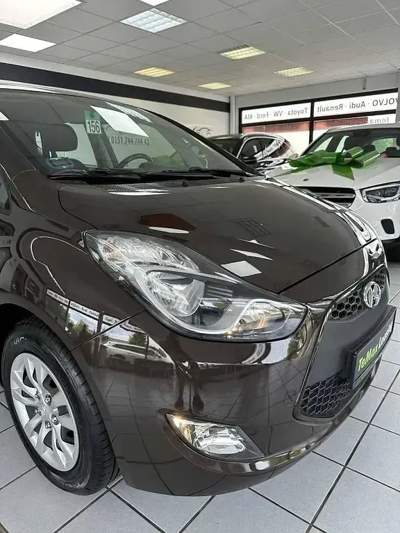 Gebraucht Hyundai ix20 Style 125 PS (91 kW) 2017 Braun Kleinwagen