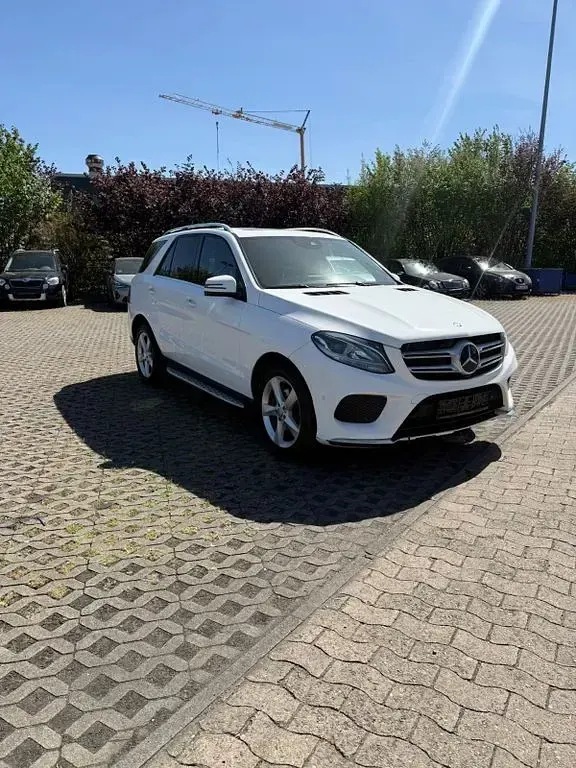 Gebraucht Mercedes GLE350 306 PS (225 kW) 2016 Weiß SUV