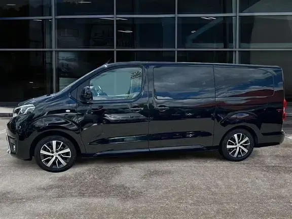 Gebraucht Toyota Proace Verso Executive 177 PS (130 kW) 2023 Graphitschwarz metallic Kombi