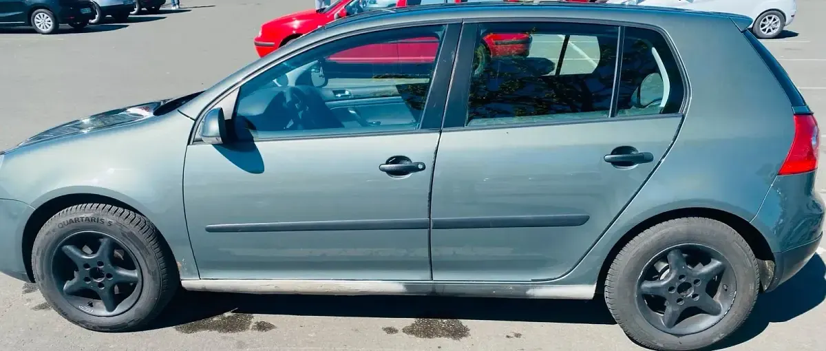Gebraucht VW Golf V 80 PS (58 kW) 2004 Grün Kleinwagen