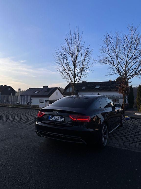 Gebraucht Audi A5 Sportback Comfort 245 PS (180 kW) 2015 Schwarz Kleinwagen