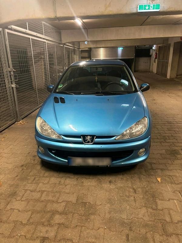 Blau Gebraucht 2002 Peugeot 206 Kleinwagen | 1.400 € (Fairer Preis) - Bild 1/4