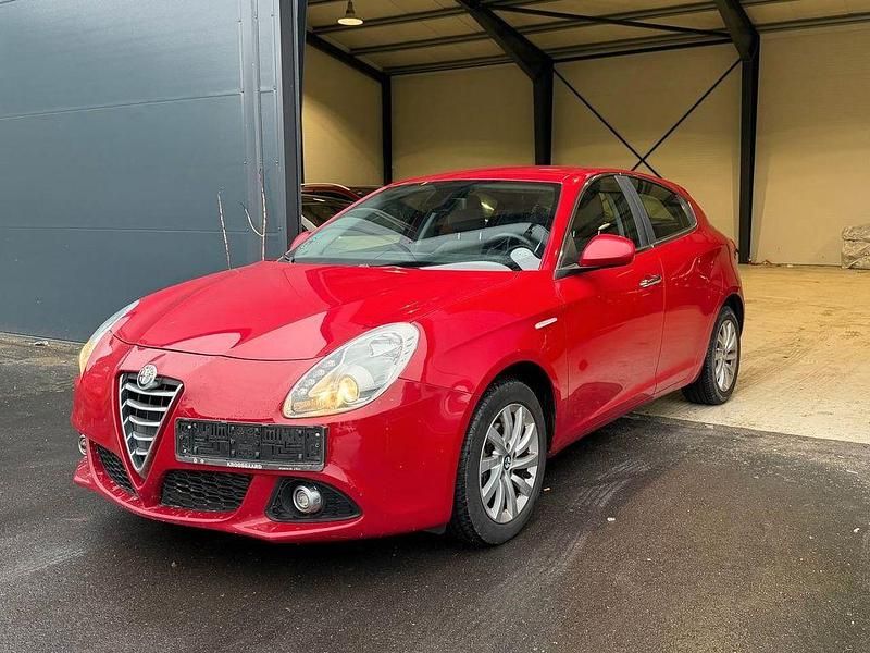 Gebraucht 2014 Alfa Romeo Giulietta Turismo Limousine | 2.499 € (Fairer Preis) - Bild 1/4
