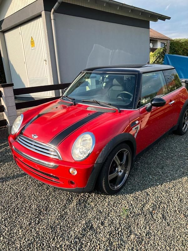 Rot Gebraucht 2006 Mini Cooper Kleinwagen | 2.100 € - Bild 1/4