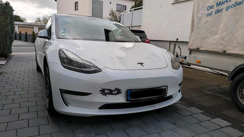 Gebraucht Tesla Model 3 392 kW (533 PS) 2022 Weiß Limousine