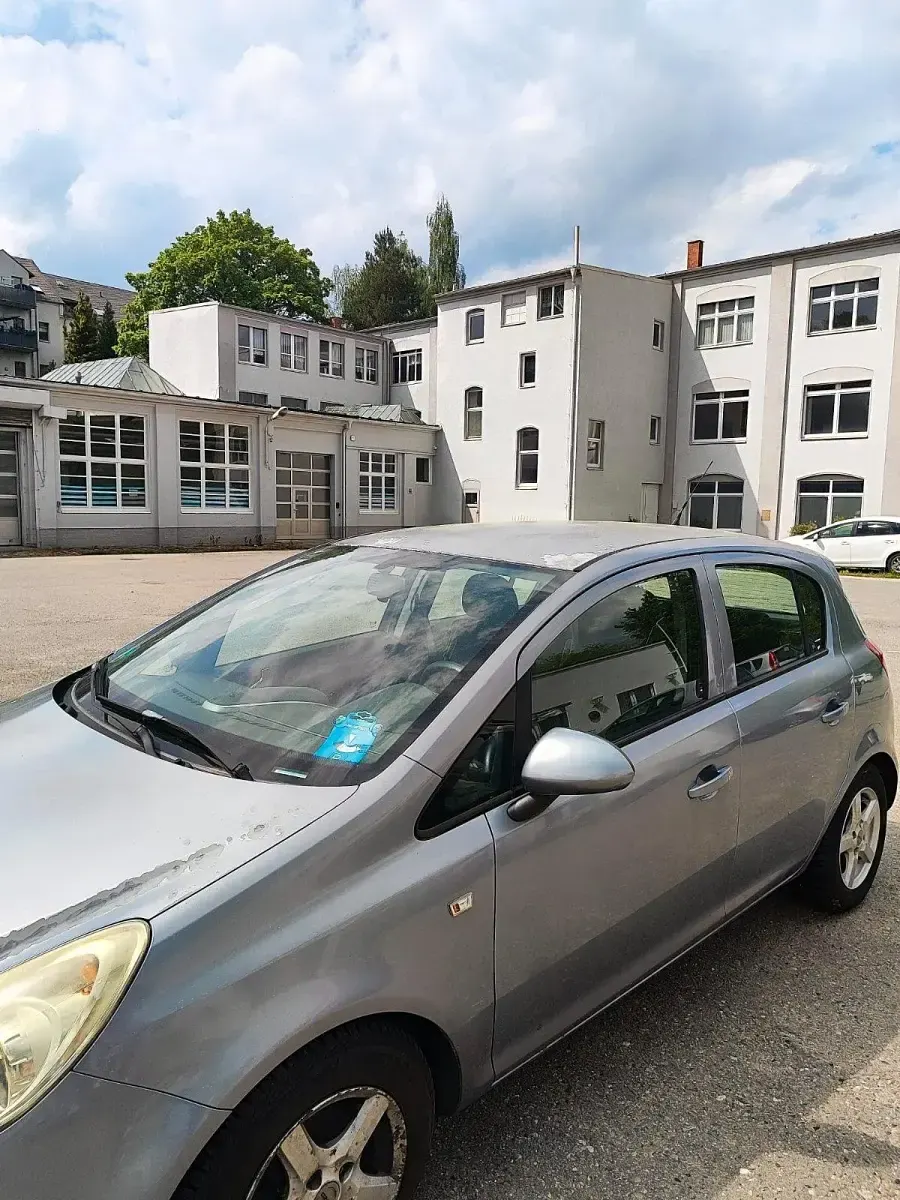 Gebraucht Opel Corsa 80 PS (58 kW) 2008 Blau Kleinwagen