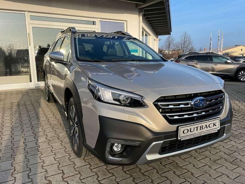 Neu Subaru Outback Platinum 169 PS (124 kW) 2026 Gold Limousine