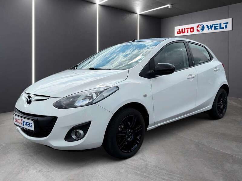 Weiß Gebraucht 2011 Mazda 2 Kleinwagen | 8.290 € (Teuer) - Bild 1/4