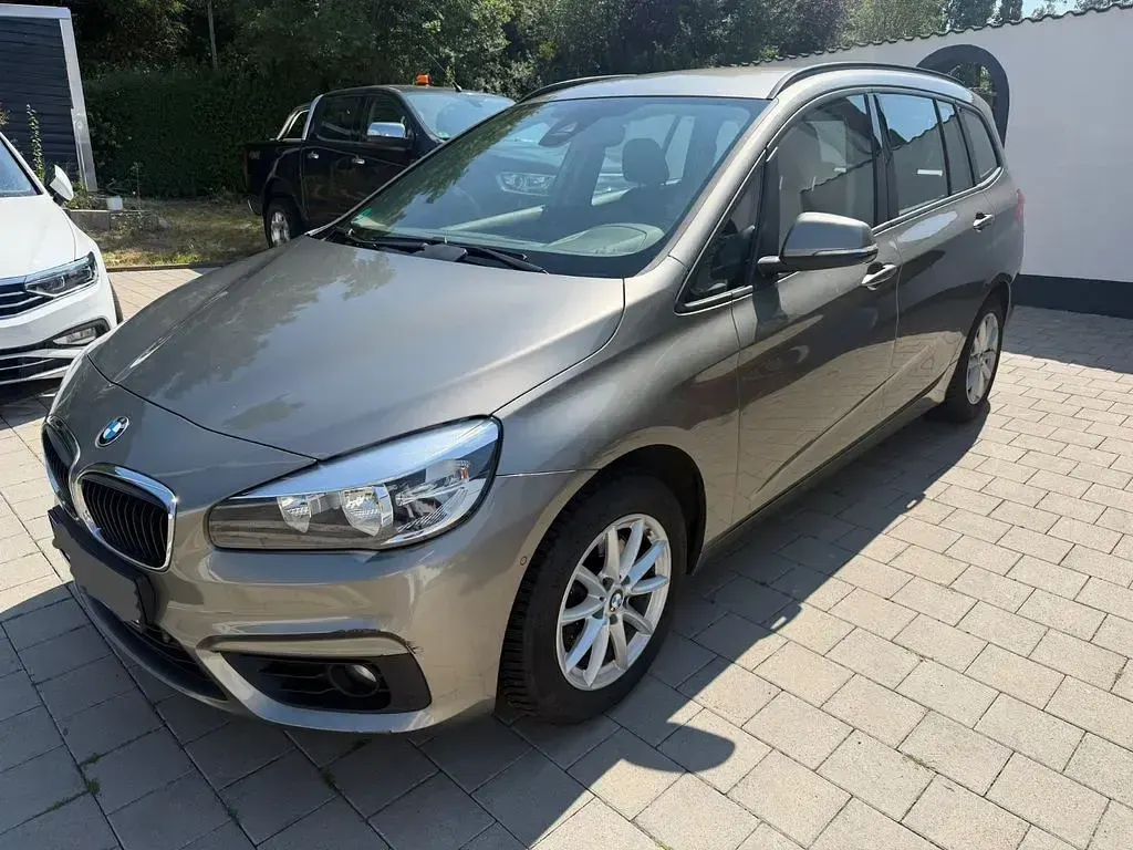 Gebraucht BMW 218 Gran Tourer Advantage 136 PS (100 kW) 2016 Grau Van / Kleinbus