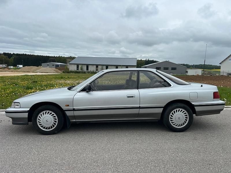 Second-hand Honda Legend 169 CP (124 kW) 1990 Argintiu Coupe