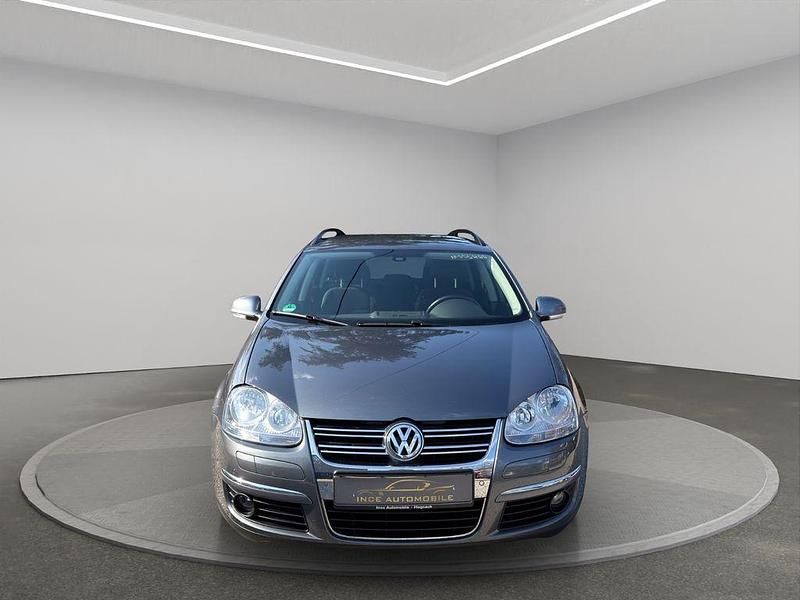 Gebraucht VW Golf V Comfortline 122 PS (89 kW) 2009 Grau Kombi