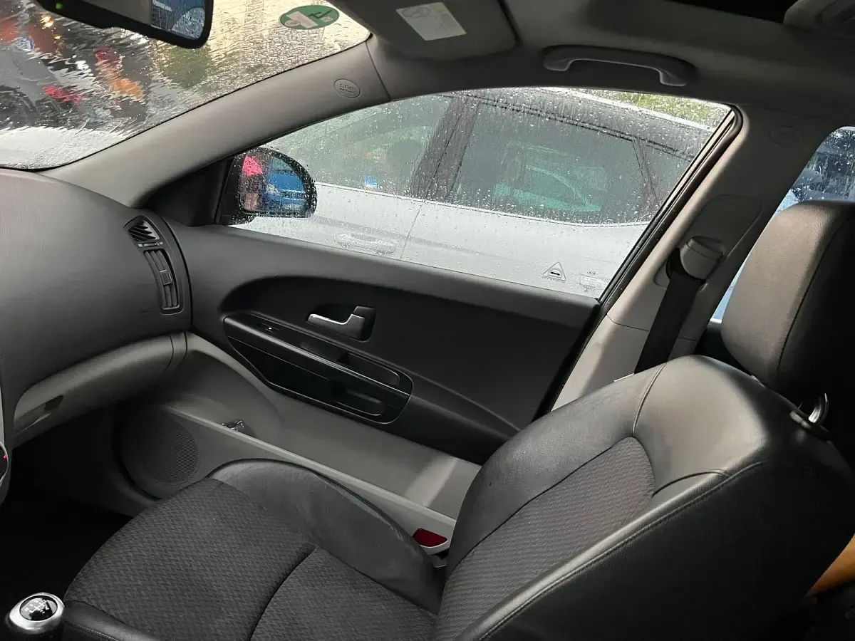 Gebraucht Kia Ceed 109 PS (80 kW) 2008 Schwarz Kleinwagen