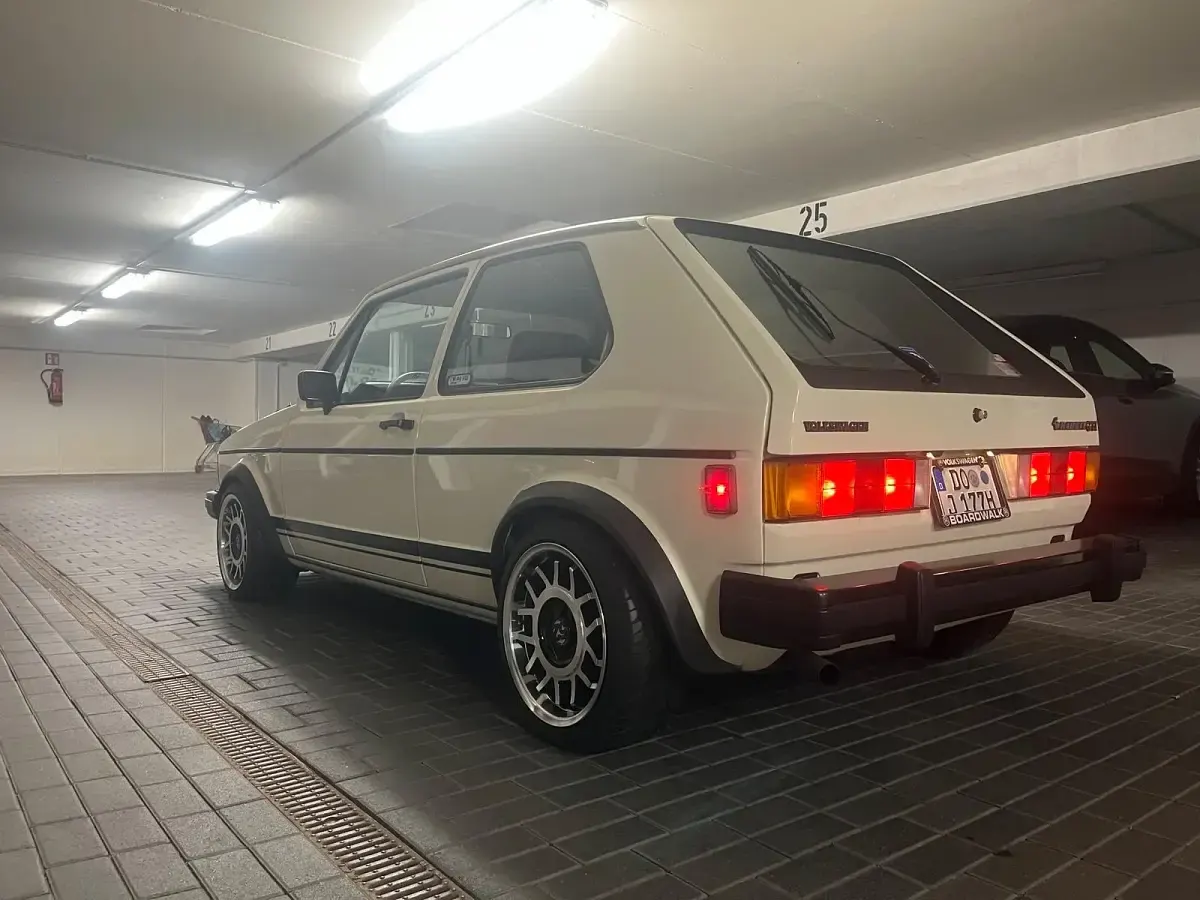 Gebraucht VW Golf II GTI 95 PS (69 kW) 1984 Weiß Kleinwagen