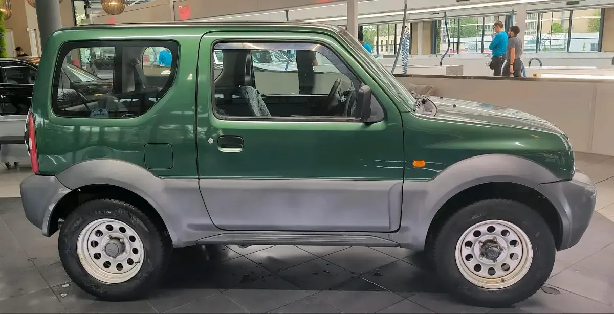 Gebraucht Suzuki Jimny 82 PS (60 kW) 2012 Grün SUV