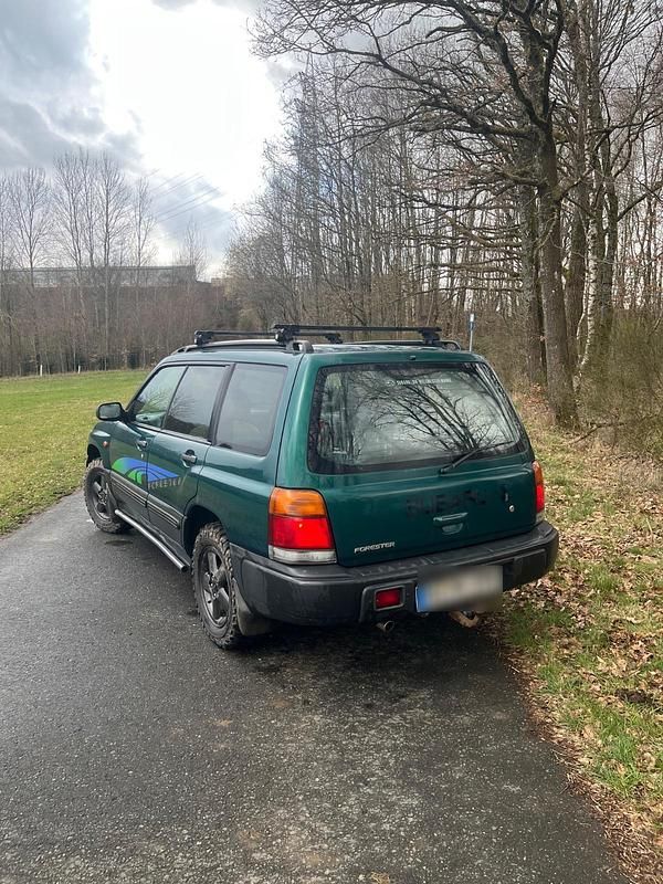 Gebraucht Subaru Forester 122 PS (89 kW) 1998 Grün SUV