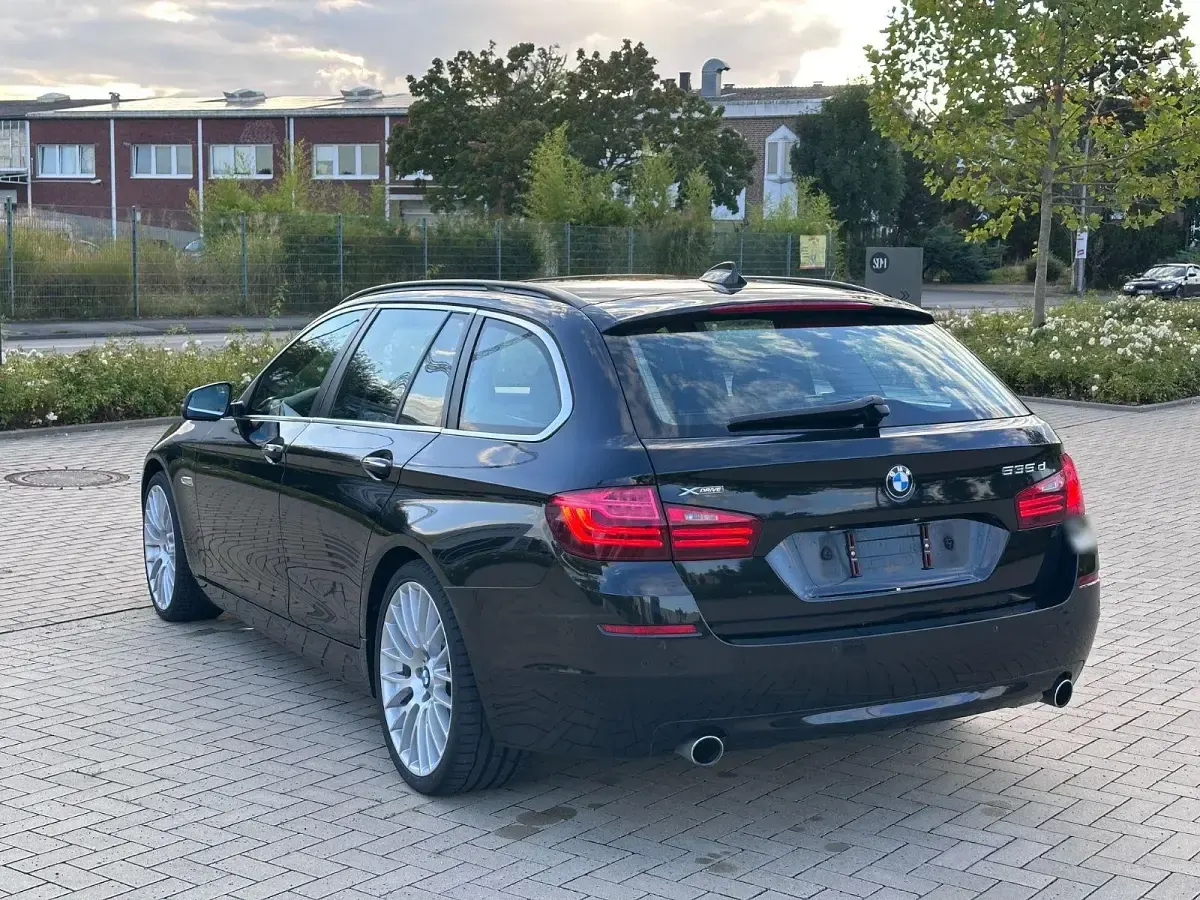 Gebraucht BMW 535 Comfort Edition 313 PS (230 kW) 2015 Schwarz Kombi