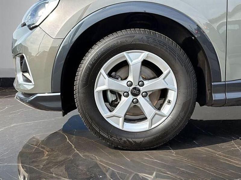 Gebraucht Audi Q3 Advanced Plus 150 PS (110 kW) 2025 Grau SUV