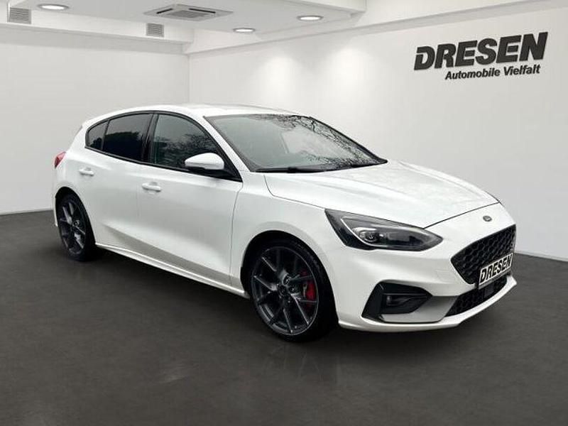 Gebraucht Ford Focus ST 280 PS (205 kW) 2021 Weiss Limousine