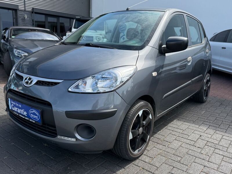 Grau Gebraucht 2009 Hyundai i10 Style Kleinwagen | 4.790 € (Fairer Preis) - Bild 1/4