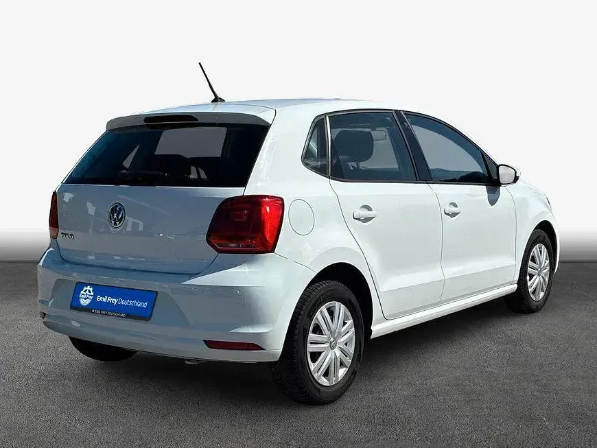 Gebraucht VW Polo Trendline 75 PS (55 kW) 2017 Weiß Kleinwagen