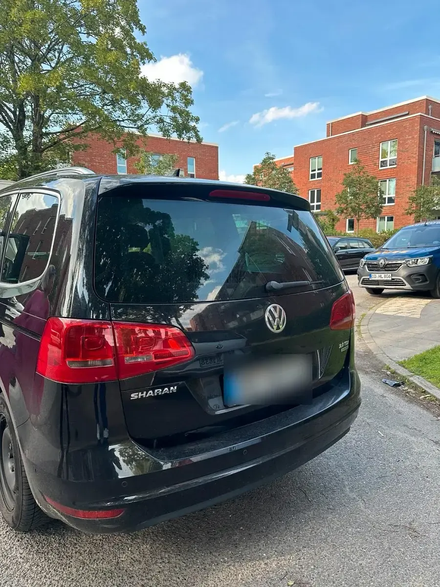 Gebraucht VW Sharan 140 PS (102 kW) 2012 Schwarz Van / Kleinbus