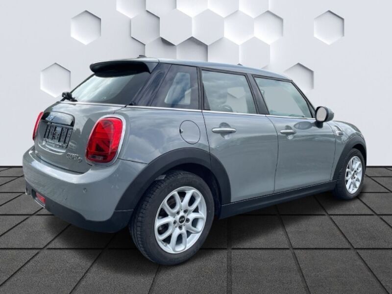 Gebraucht Mini Cooper D 116 PS (85 kW) 2018 Metallic) (grau Kleinwagen