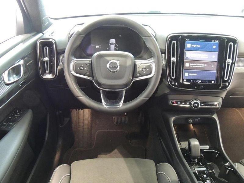 Gebraucht Volvo XC40 Plus 163 PS (119 kW) 2023 Silber SUV