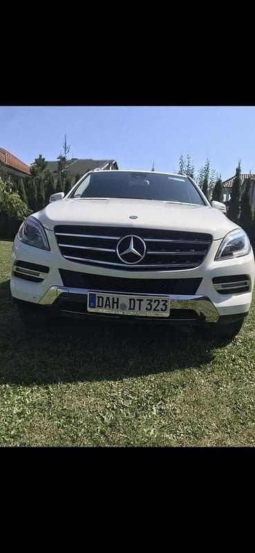 Gebraucht Mercedes ML350 258 PS (189 kW) 2013 Weiß SUV