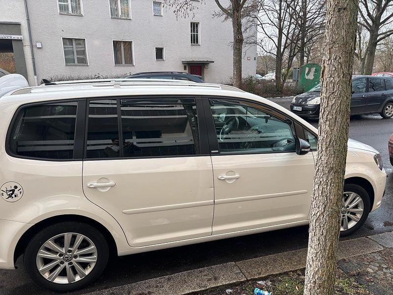 Gebraucht VW Touran 154 PS (113 kW) 2012 Weiß Van / Kleinbus