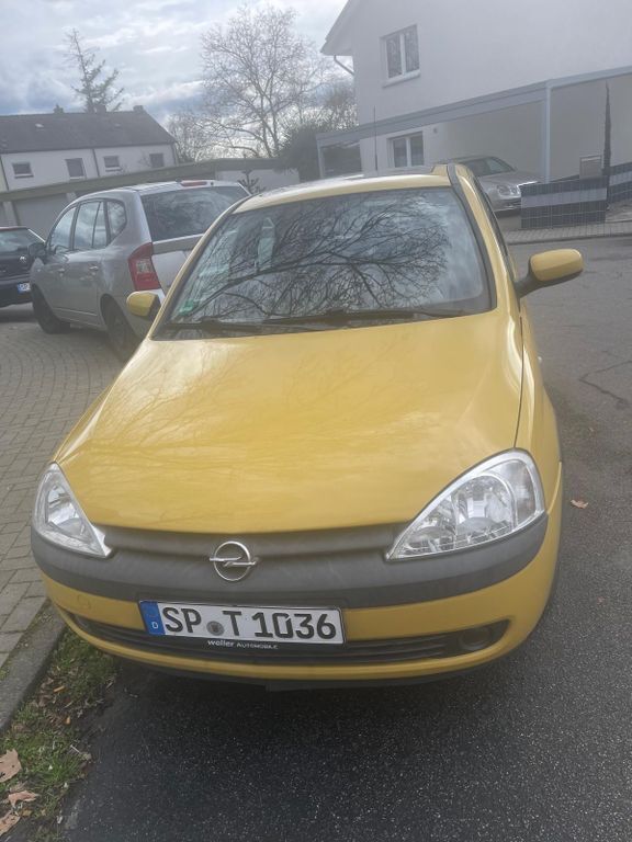 Gelb Gebraucht 2001 Opel Corsa Sport Limousine | 800 € (Guter Preis) - Bild 1/4